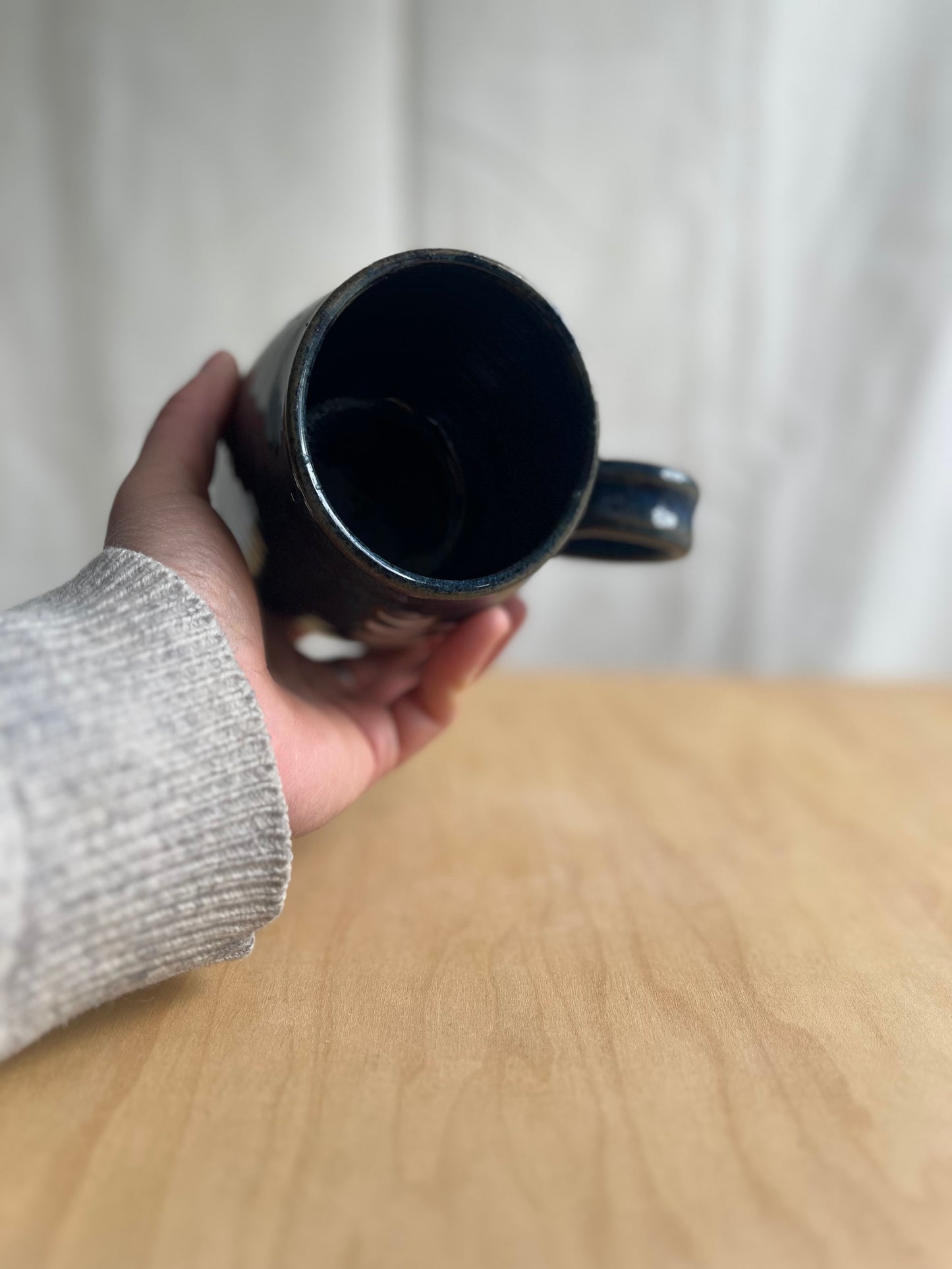 Mug 144. ~20oz *SECONDS*