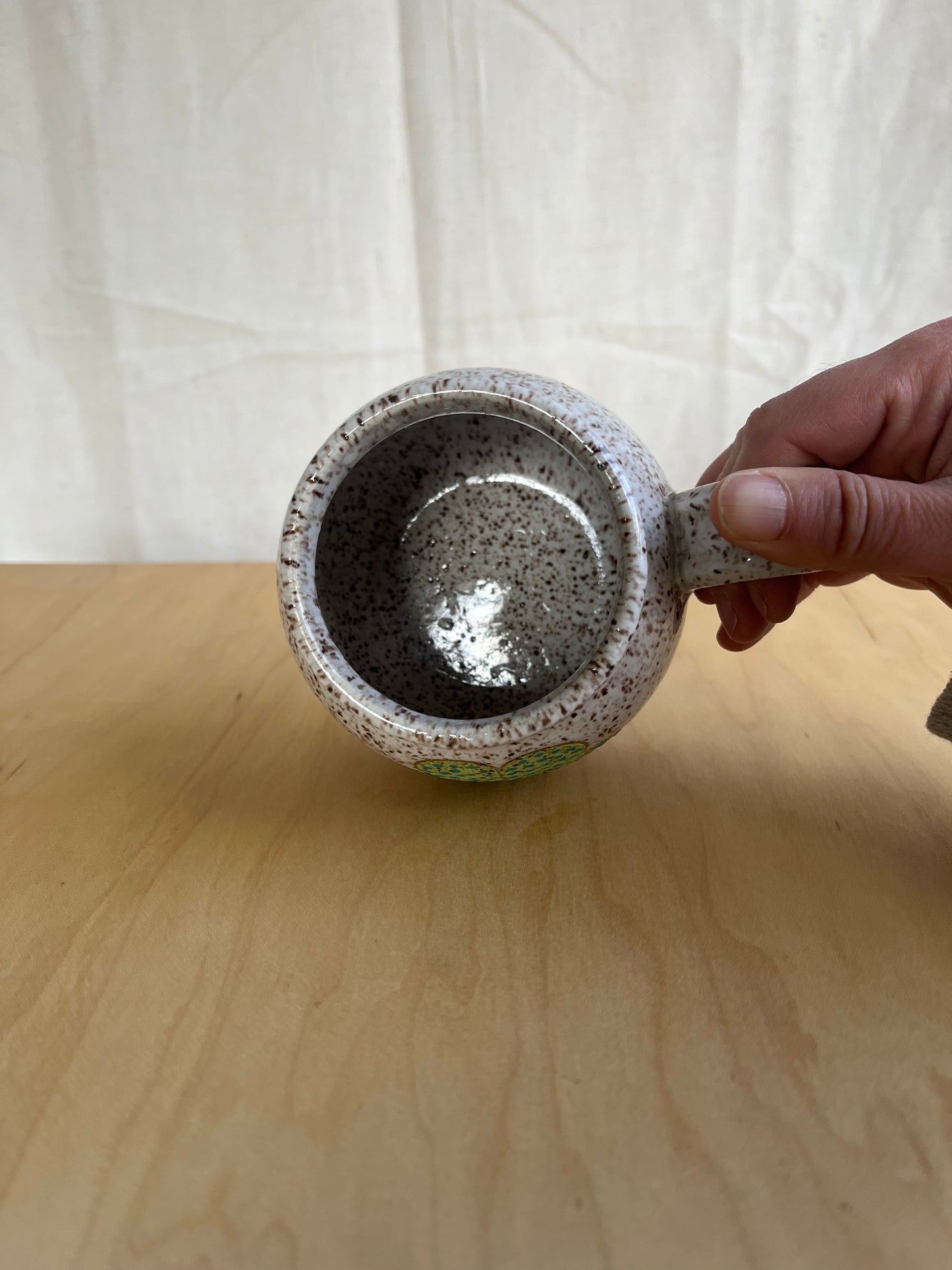 Mug 129. ~16oz