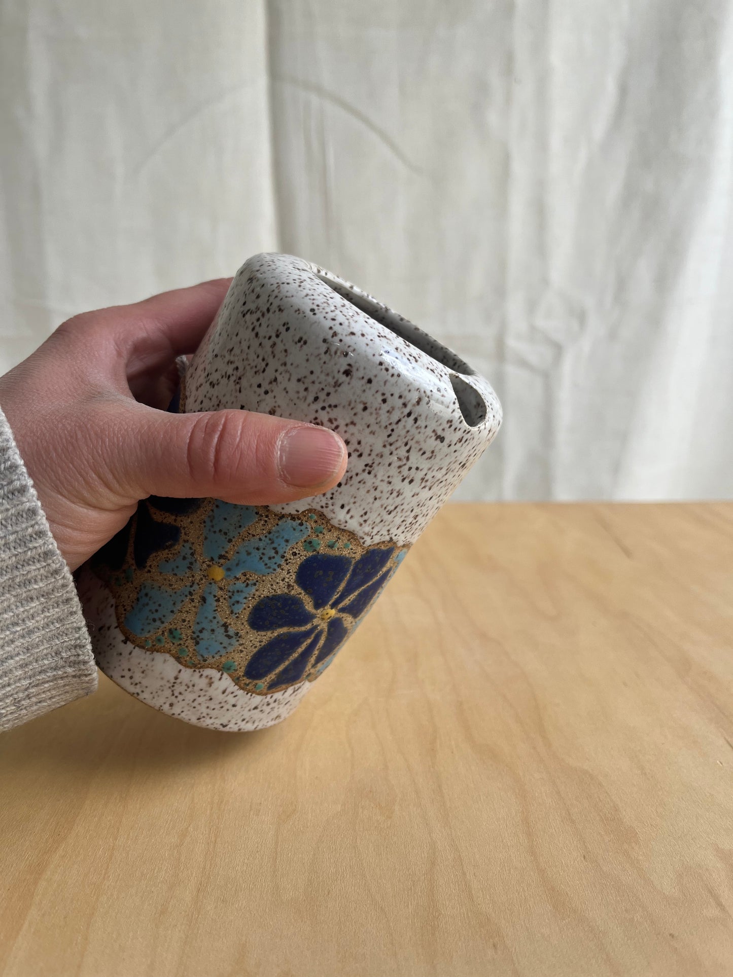 Mug 136. ~16oz