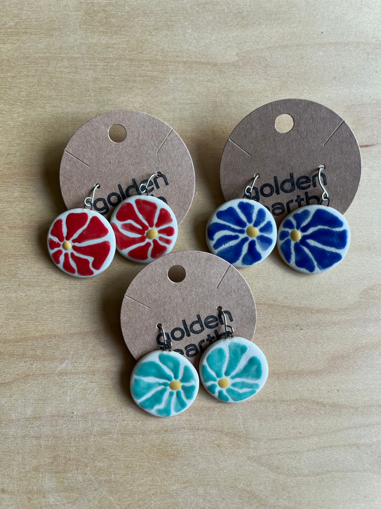 Earrings - crazy daisy